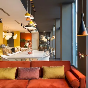 Otel Station, Milano